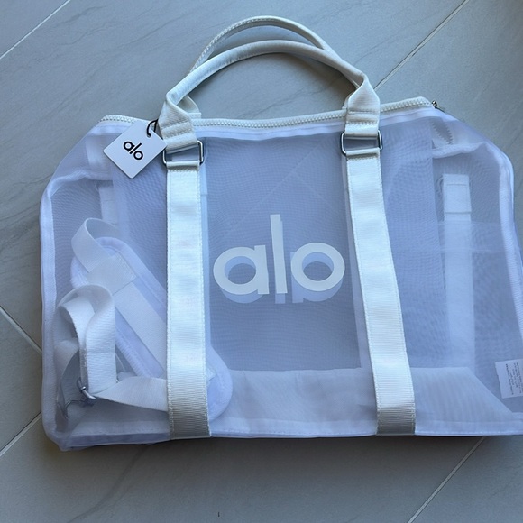 ALO SHEER DUFFLE Bag BNWT - Picture 9 of 9